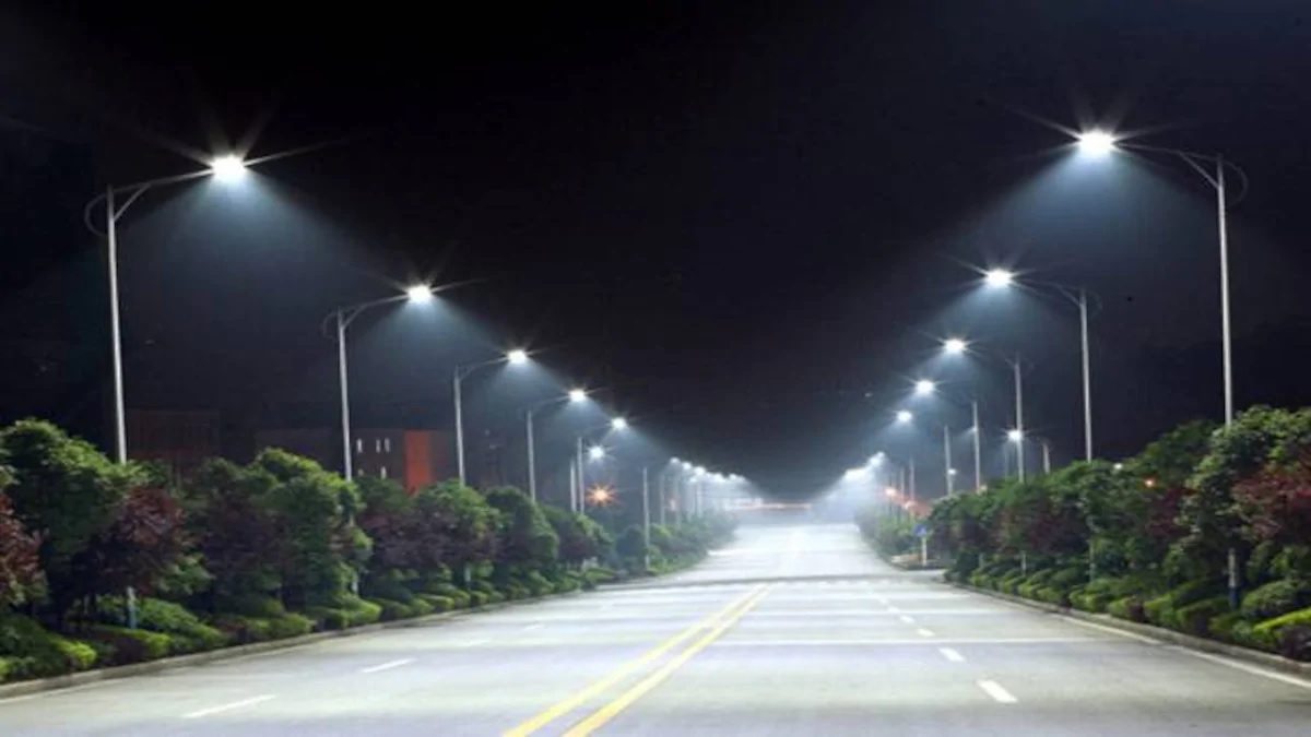Street Lighting National Programme (SLNP) images/efficiency/street-lights.jpg